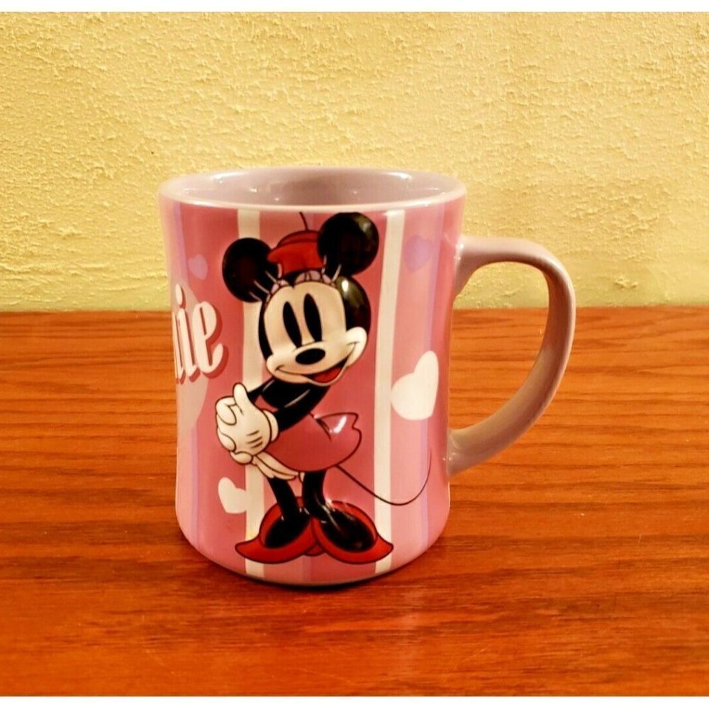 Vintage Minnie Mouse Hearts Disney Mug Coffee Tea Pink and Lavender Embossed